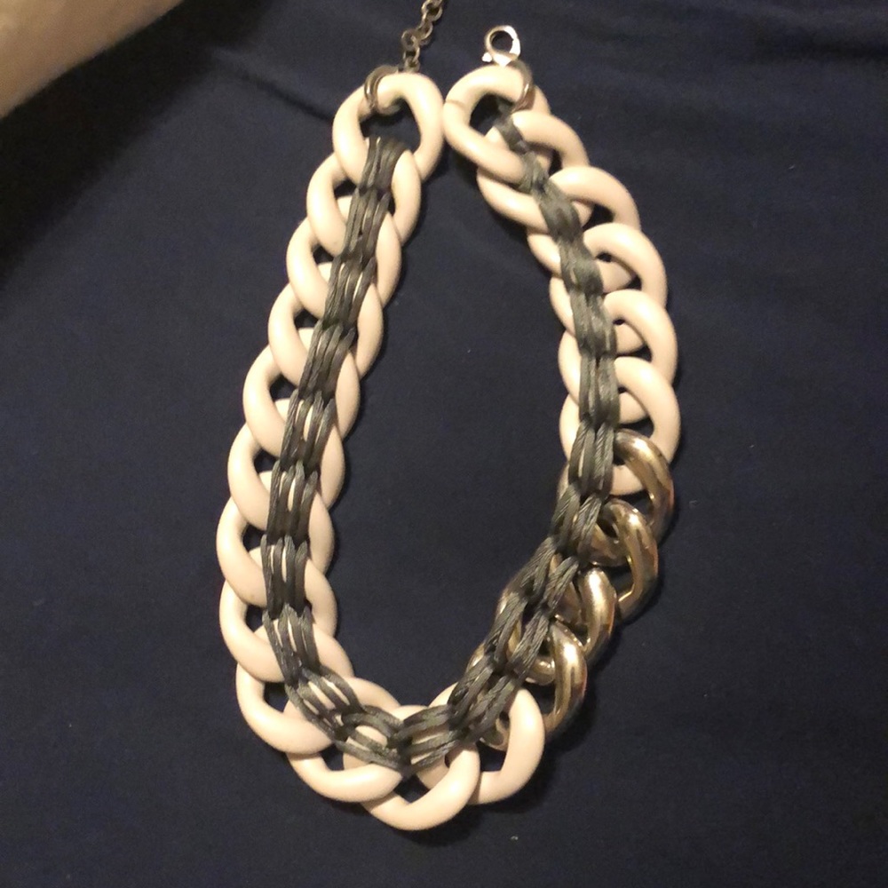 Necklace - Picture 4 of 6